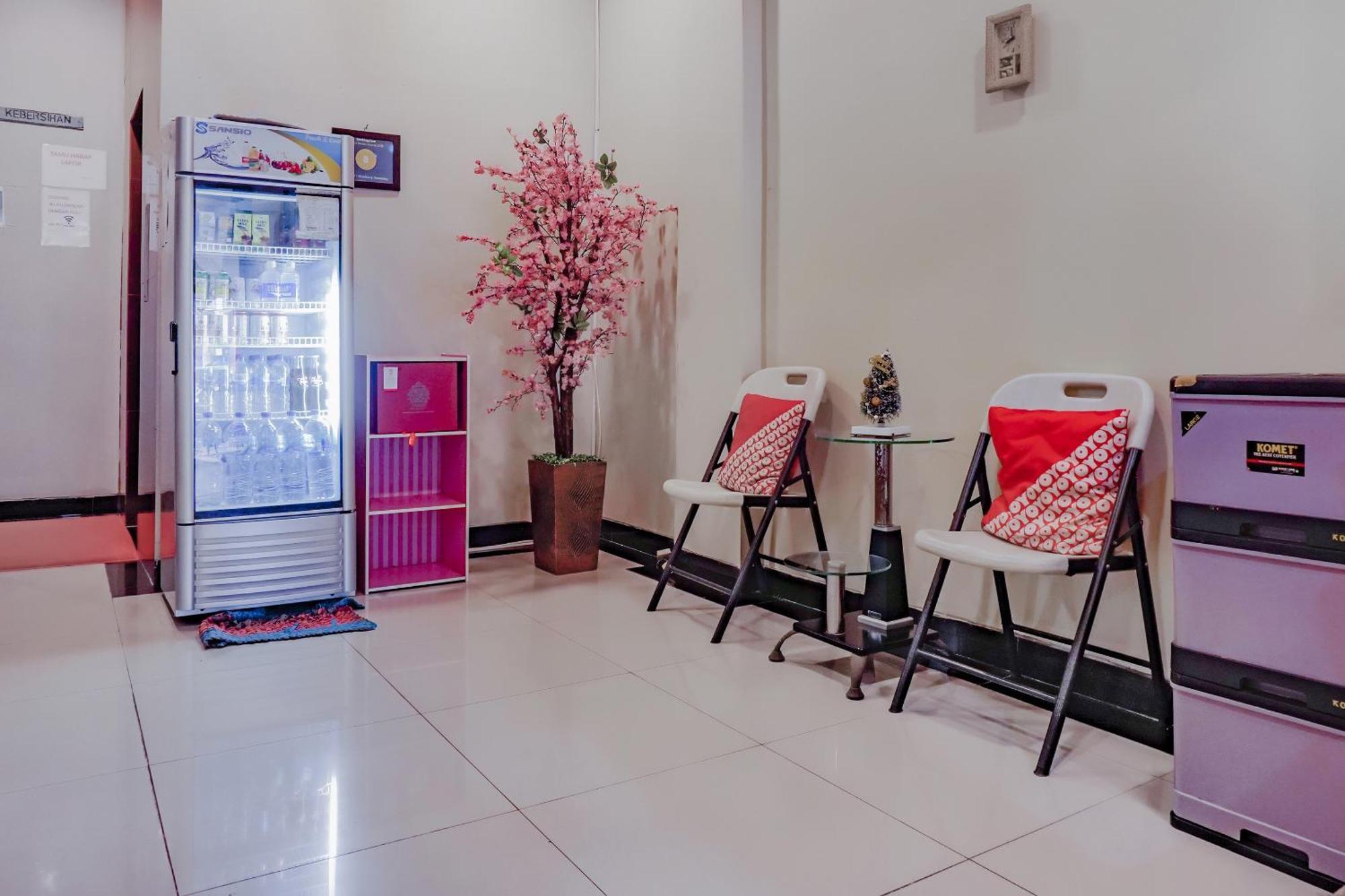 Oyo 117 Blueberry Homestay 자카르타 외부 사진
